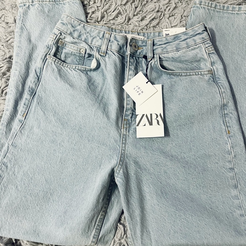 Zara Mom Fit Jeans